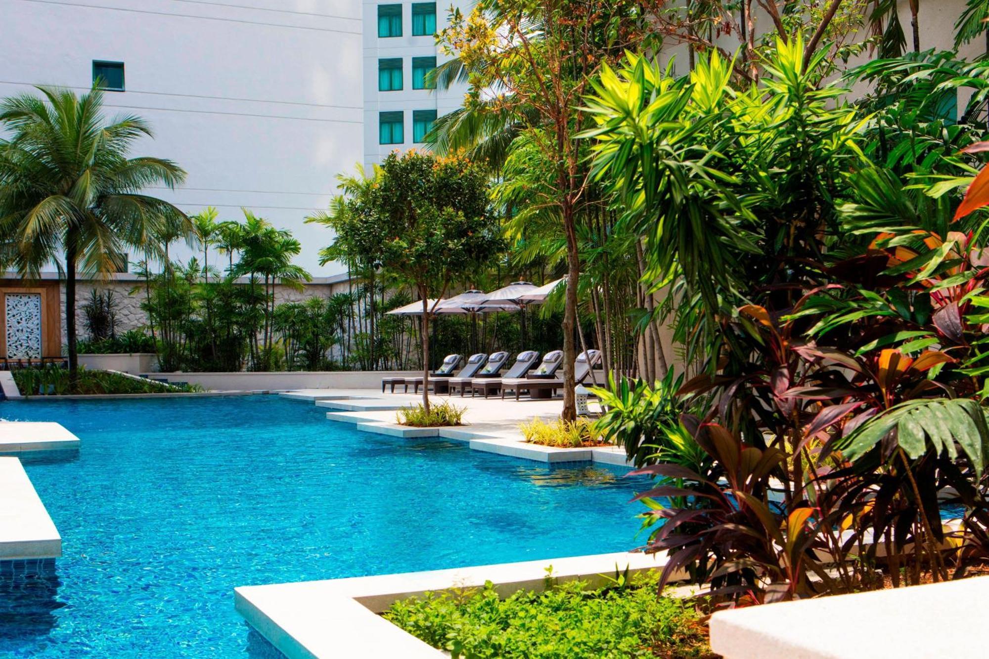 The Ritz-carlton, 5*