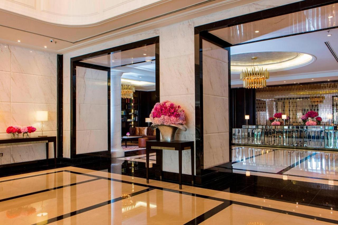 The Ritz-carlton, Hotel