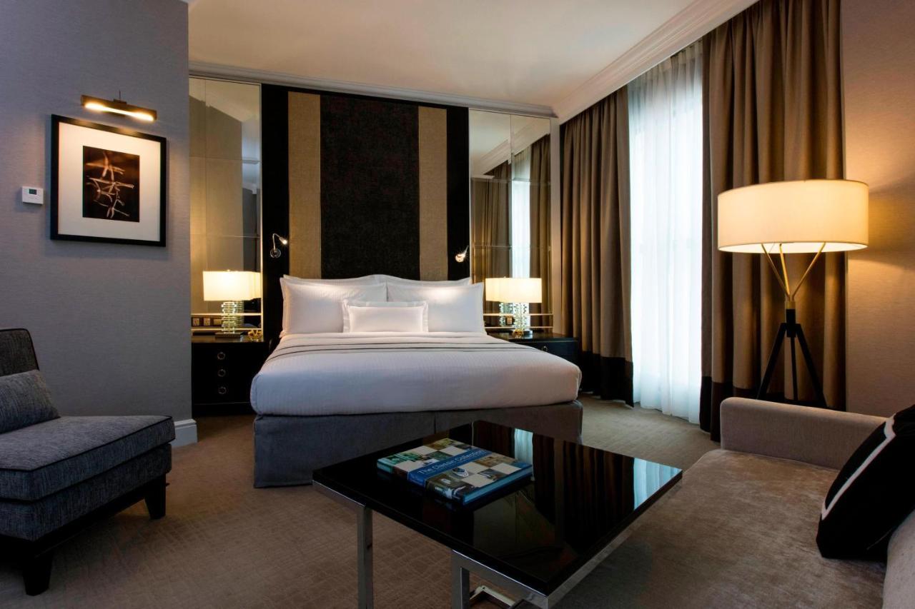 Hotel The Ritz-carlton,