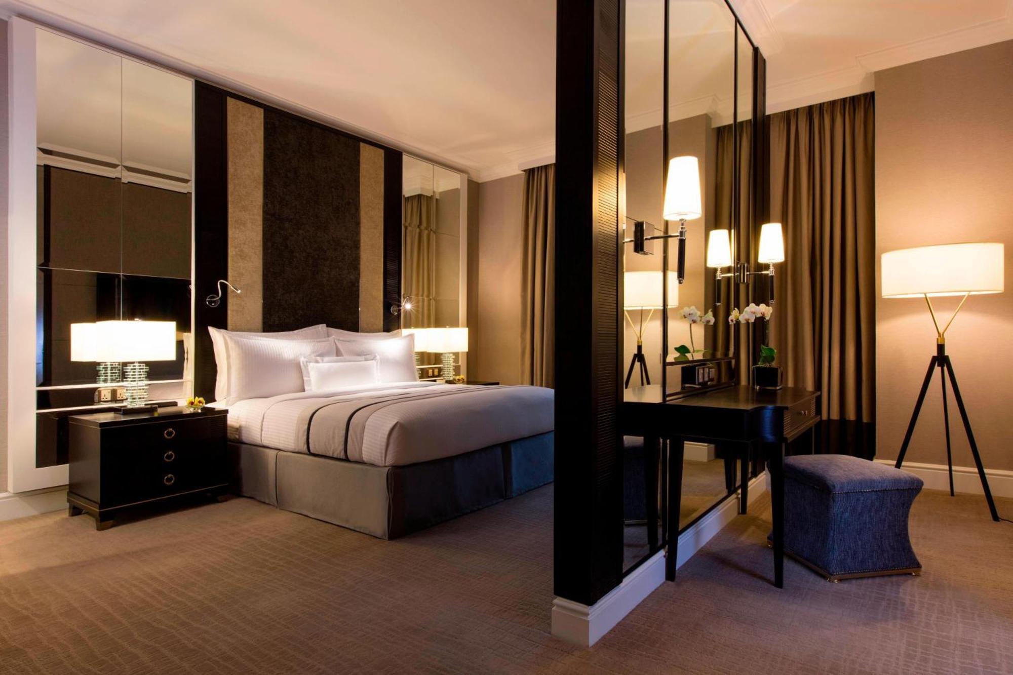 The Ritz-carlton, 5* Kuala Lumpur