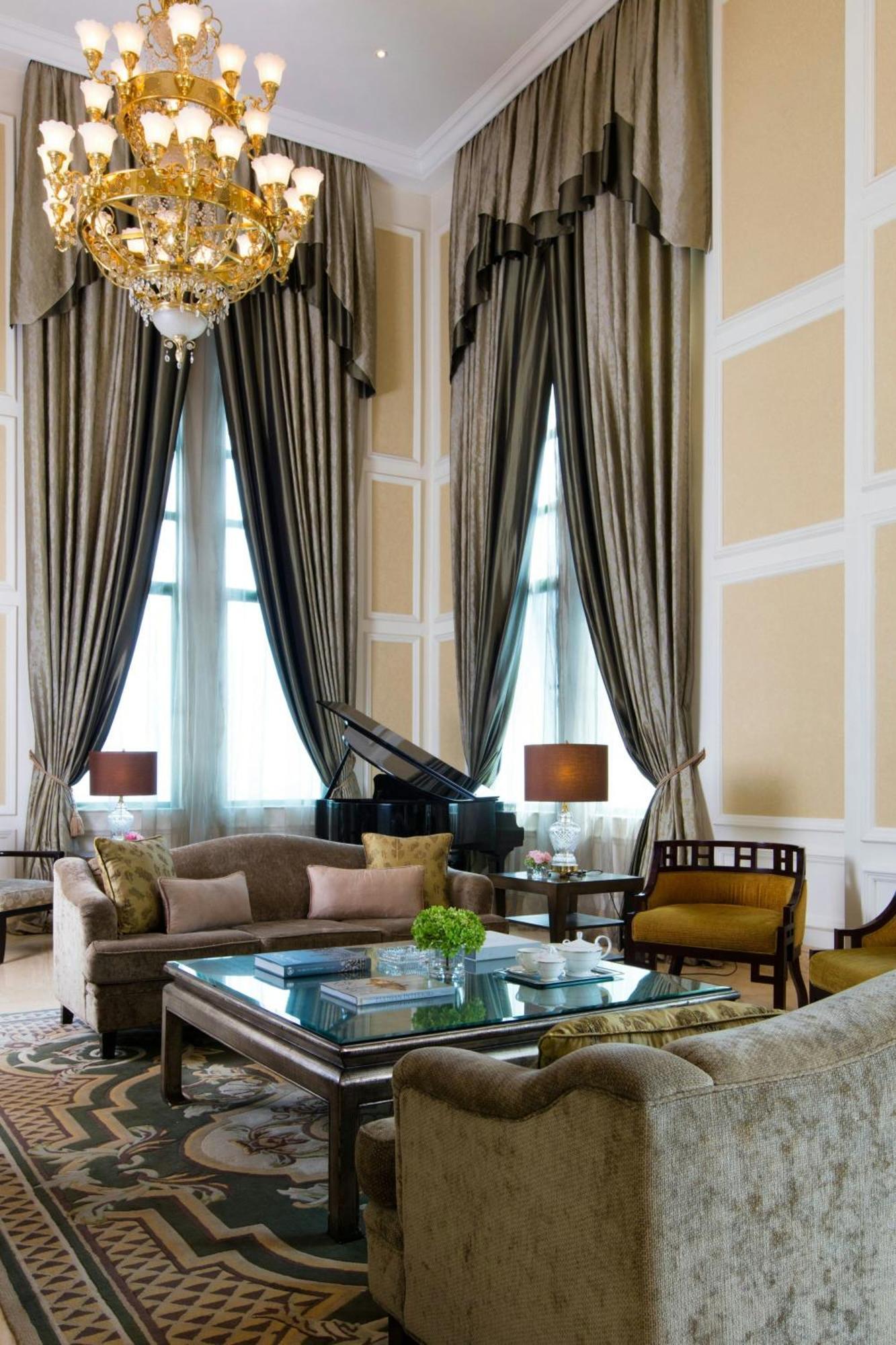 The Ritz-carlton, 5*