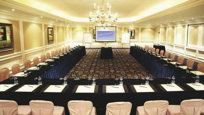 The Ritz-carlton, 5*
