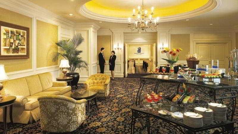 The Ritz-carlton,